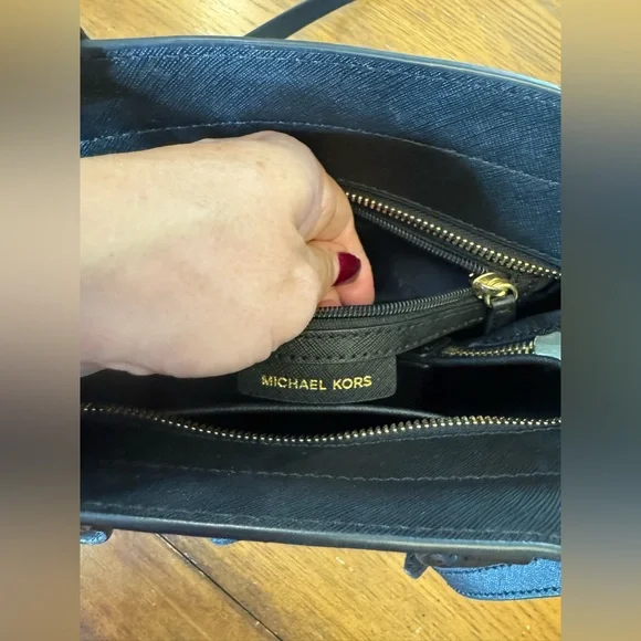 Michael Kors black medium satchel - Picture 9 of 9